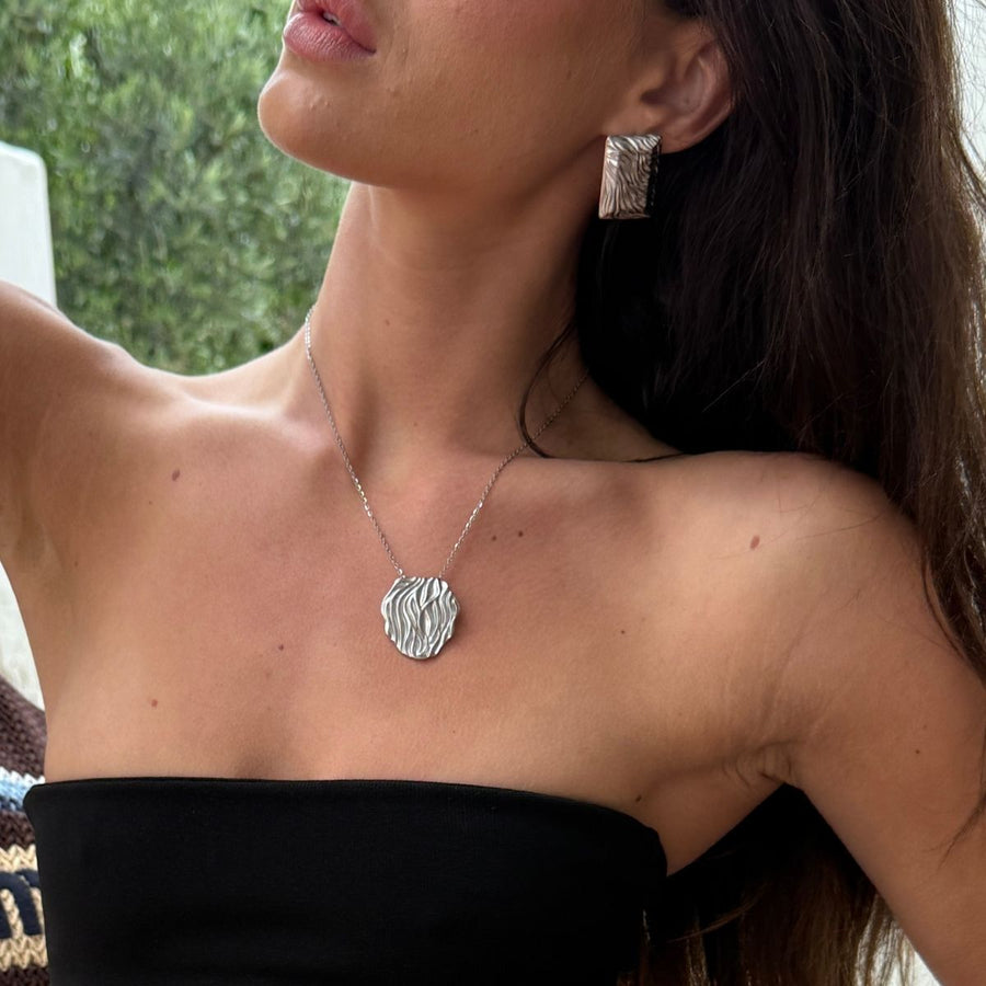 Wind Tide Halsband Silverfärgad