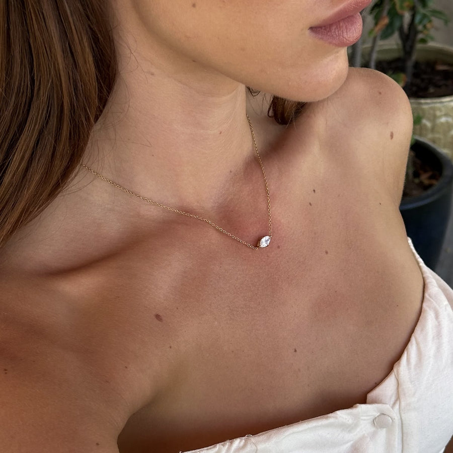 Floating Marquise Kristall Halsband 18K Guldplätering