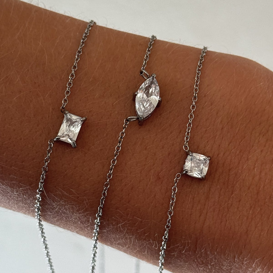 Floating Marquise Kristall Halsband Silverfärgad